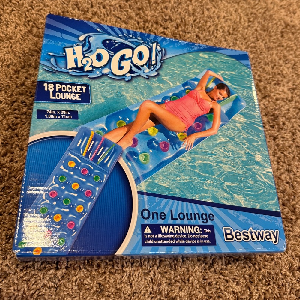 H2O GO! Pool 18 Pocket Lounge Inflatable 74”X28” Blue Bestway NEW